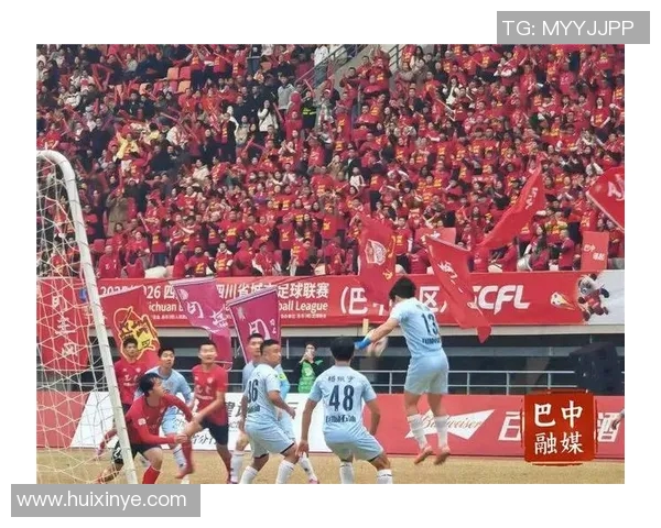 平凡之中闪耀光芒的足球明星们的故事与奋斗历程